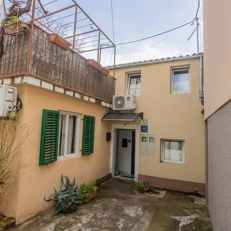 Zlatni Appartement